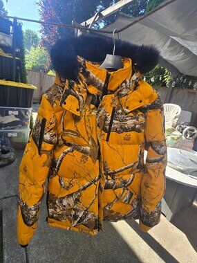 Share Moose Knuckles X Post Malone 3Q Parka Jacket